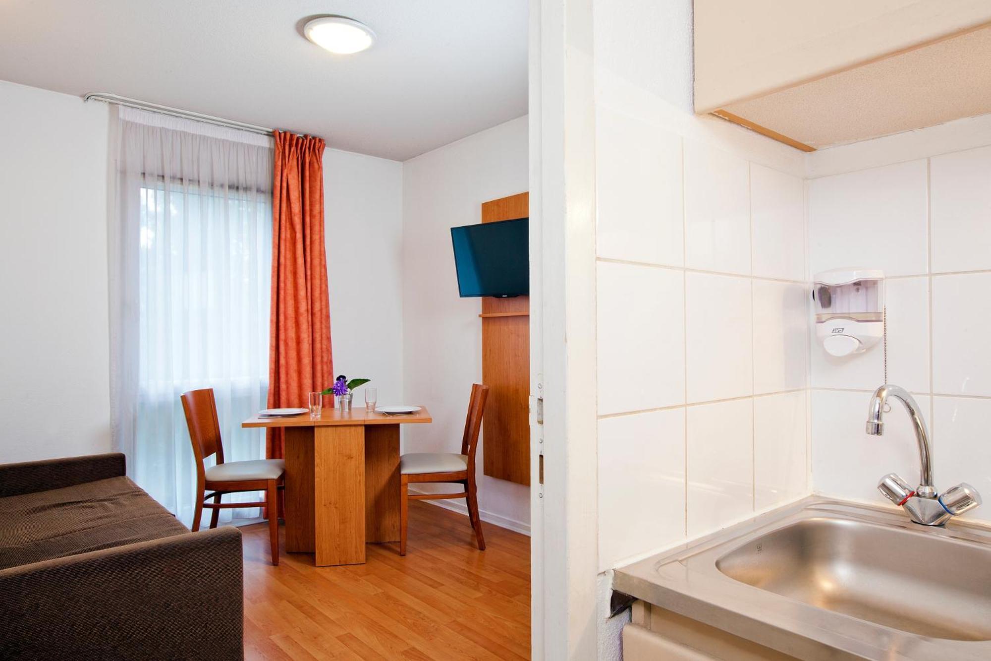 Sejours & Affaires Nantes La Beaujoire Aparthotel Cameră foto