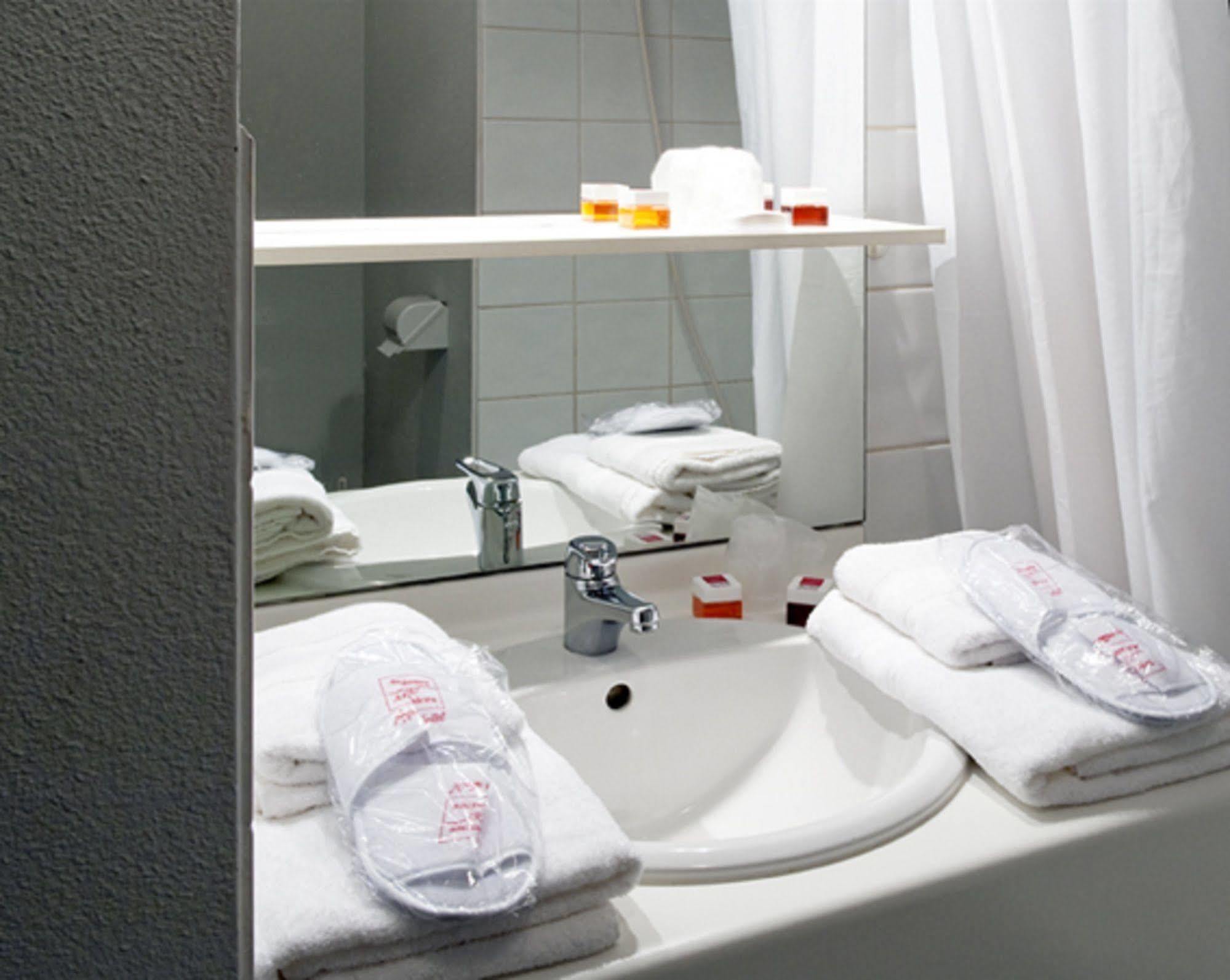 Sejours & Affaires Nantes La Beaujoire Aparthotel Exterior foto
